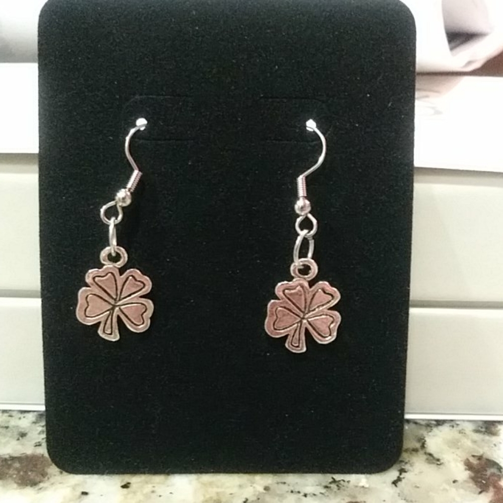 Silver Shamrock earrings